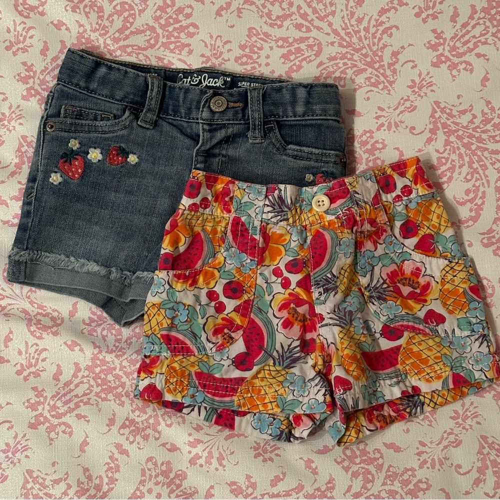 2 pairs of shorts 18m toddler
